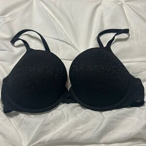 NEW Victoria’s Secret PINK 32D wear everywhere push up bra